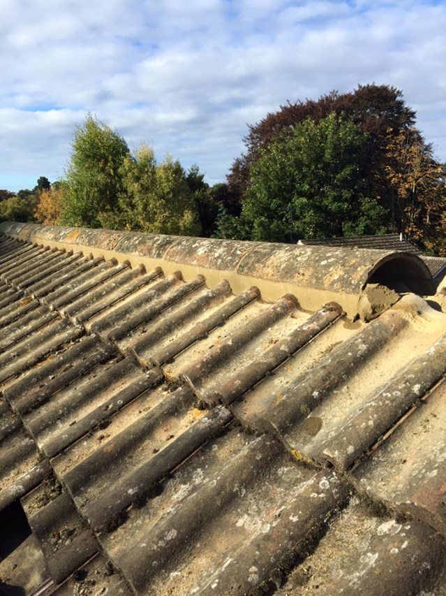 Repairs to broken roof completed