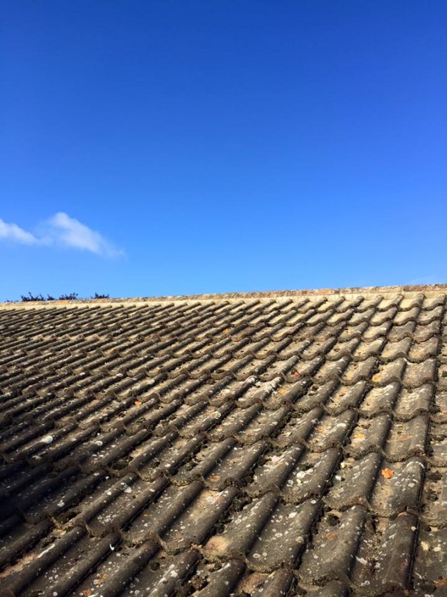 Repairs to broken roof completed